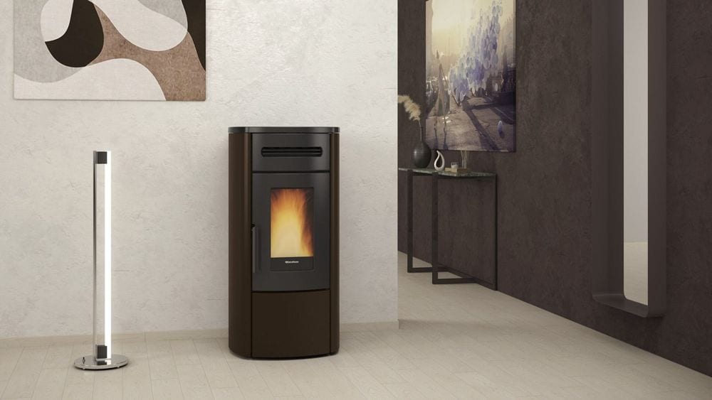 Guenda Idro Evo von Extraflame im Wohnraum