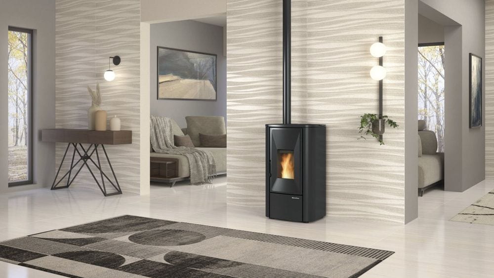 Lina Top von Extraflame im Wohnraum